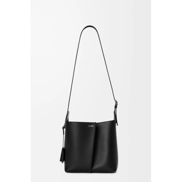 Loewe Medium Bilbao bucket in smooth calfskin, Black | Bucket Bags | Coveti