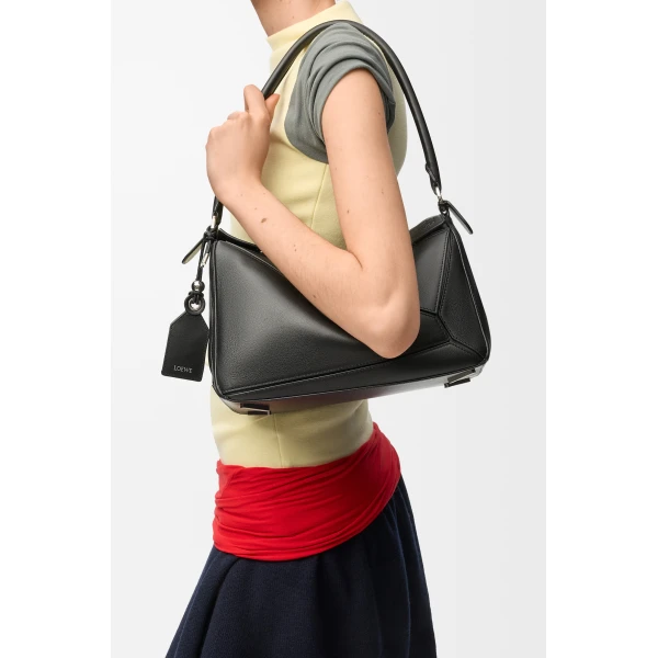 Loewe Medium Featherlight Puzzle bag in nappa lambskin, Black | Shoulder & Crossbody Bags | Coveti