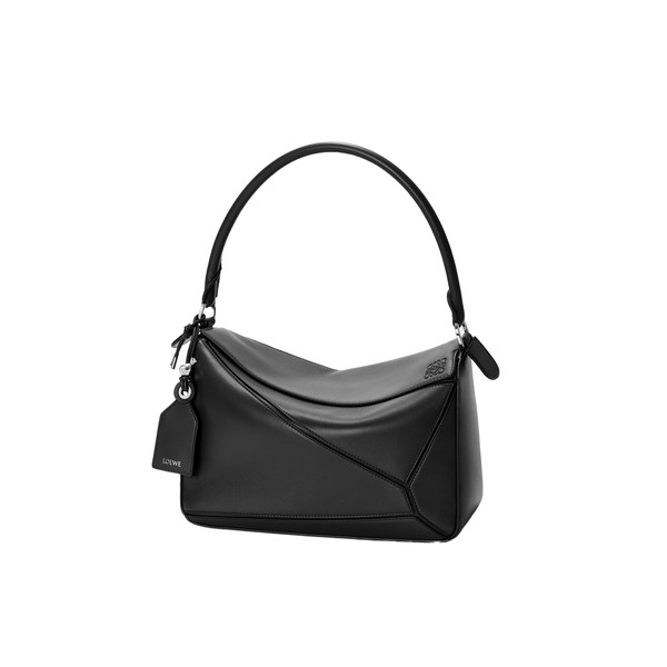 Loewe Medium Featherlight Puzzle bag in nappa lambskin, Black | Shoulder & Crossbody Bags | Coveti