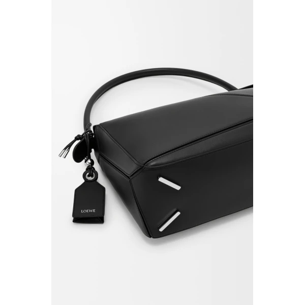Loewe Medium Featherlight Puzzle bag in nappa lambskin, Black | Shoulder & Crossbody Bags | Coveti