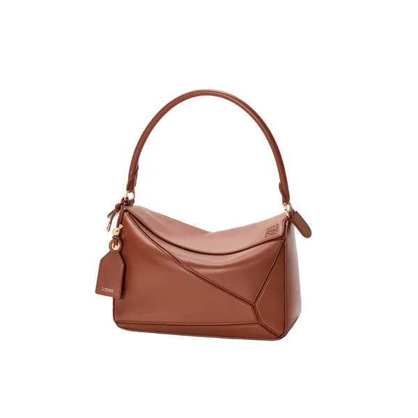 Loewe Medium Featherlight Puzzle bag in nappa lambskin, Pecan | Shoulder & Crossbody Bags | Coveti