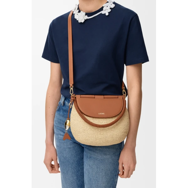 Loewe Medium Pescador bag in raffia and calfskin, Natural/Tan | Totes & Top-Handle Bags | Coveti