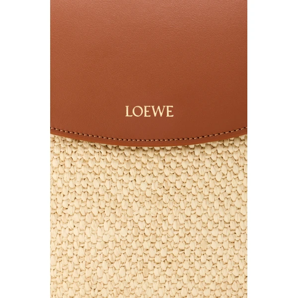 Loewe Medium Pescador bag in raffia and calfskin, Natural/Tan | Totes & Top-Handle Bags | Coveti