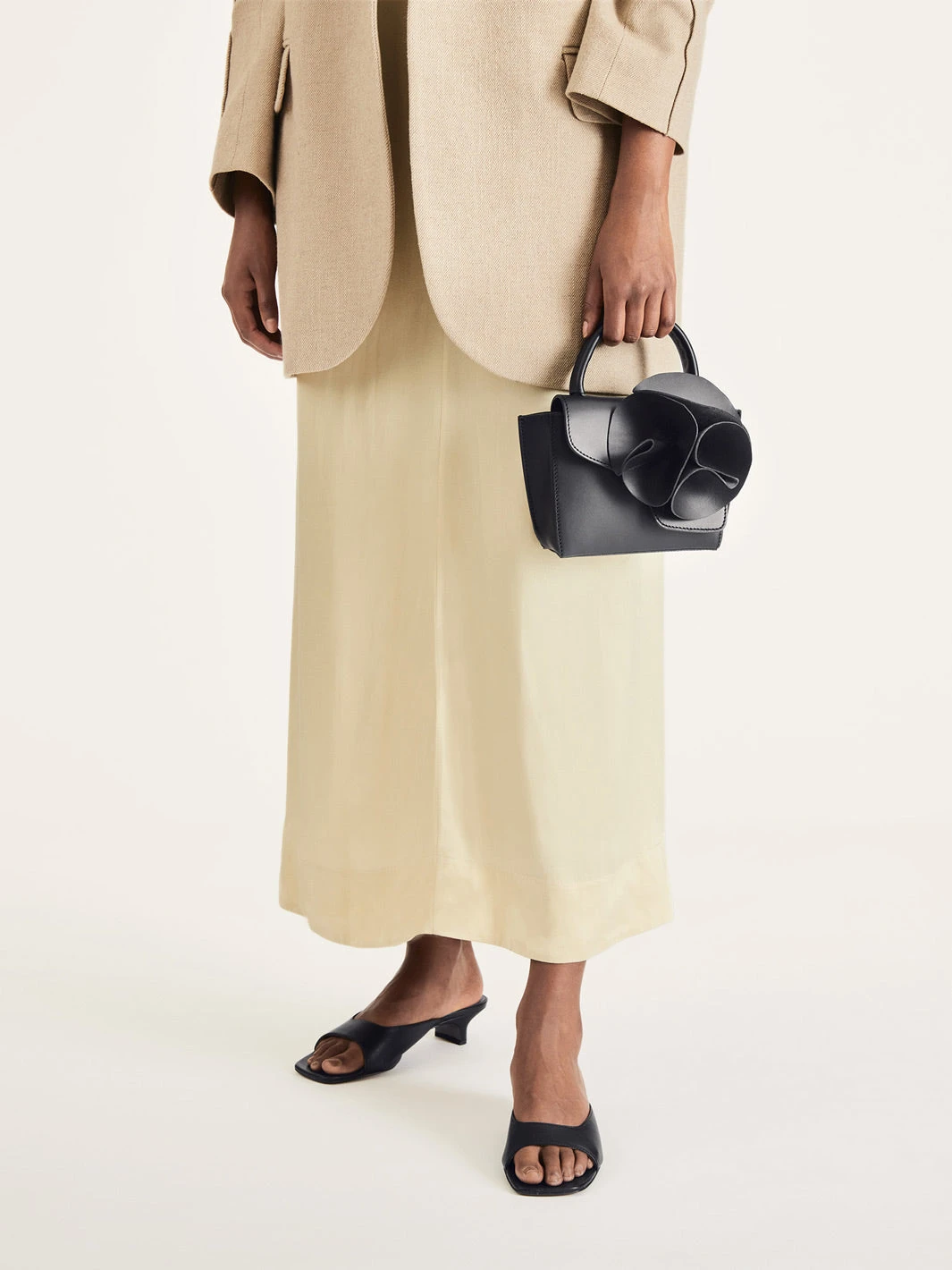 ATP Atelier Tavenna in Black Kitten Heel Mules
