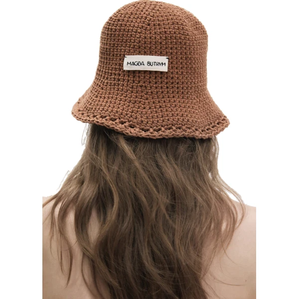 Crochet bucket hat in camel - Image 5