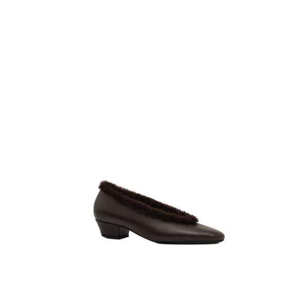 Leather ballerina heels with shearling trim in brown - Image 2