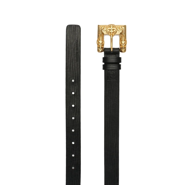 Leather belt with ornamental gold buckle in black