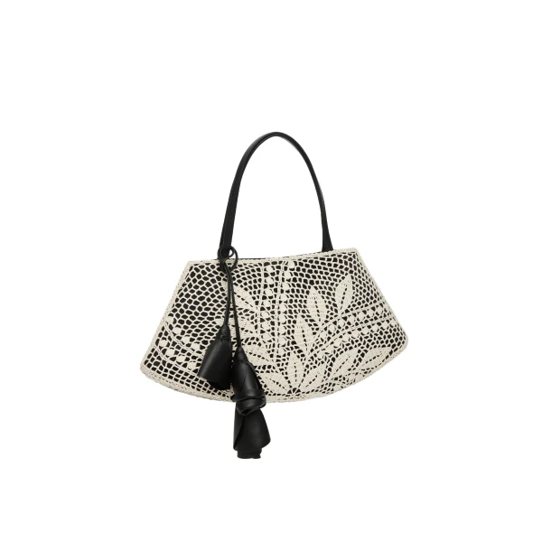Maya crochet bag in black leather - Image 2
