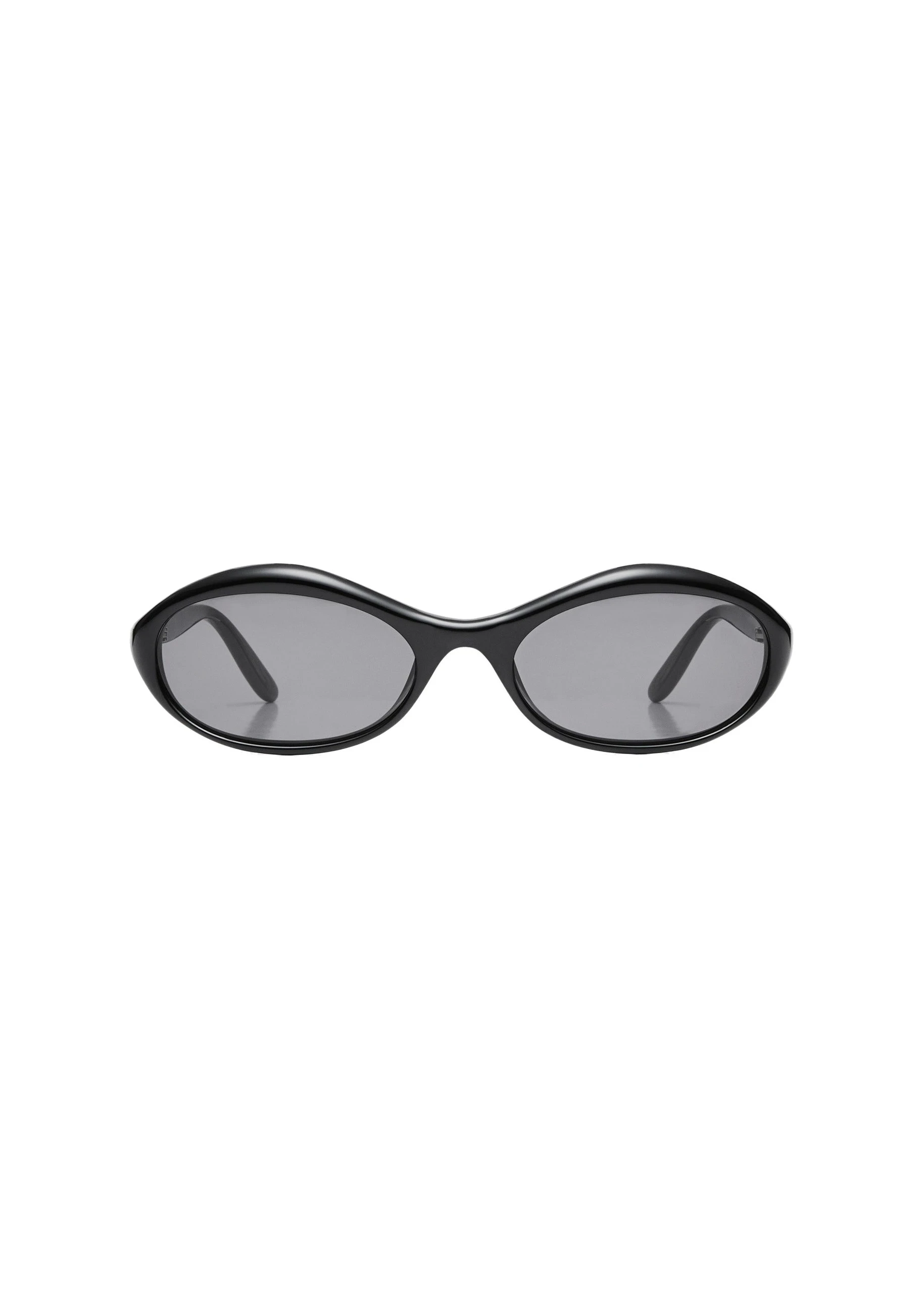 Magda Butrym Oval sunglasses in black | Coveti Magda Butrym Oval sunglasses in black