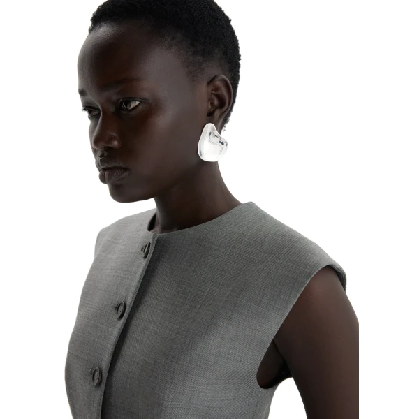 Petal stud earrings in silver - Image 2