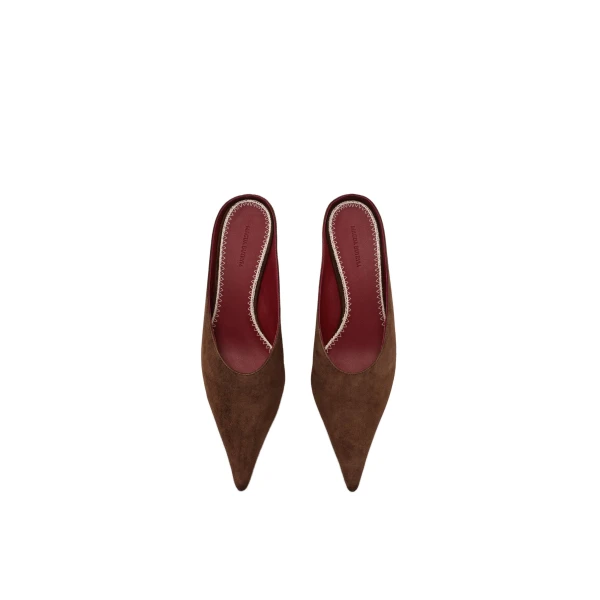 Pointed-toe kitten heel mules in brown suede - Image 3