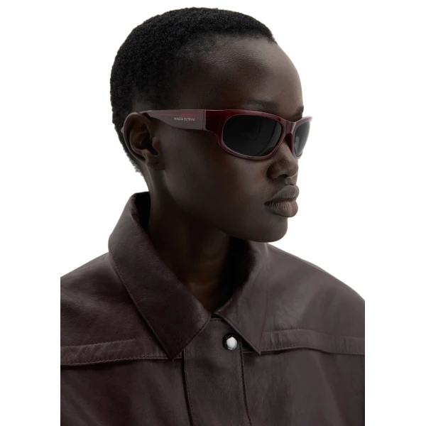 Rectangular sunglasses in burgundy - Image 5