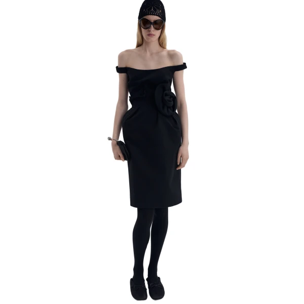 Rose off-shoulder midi dress in black - Image 3