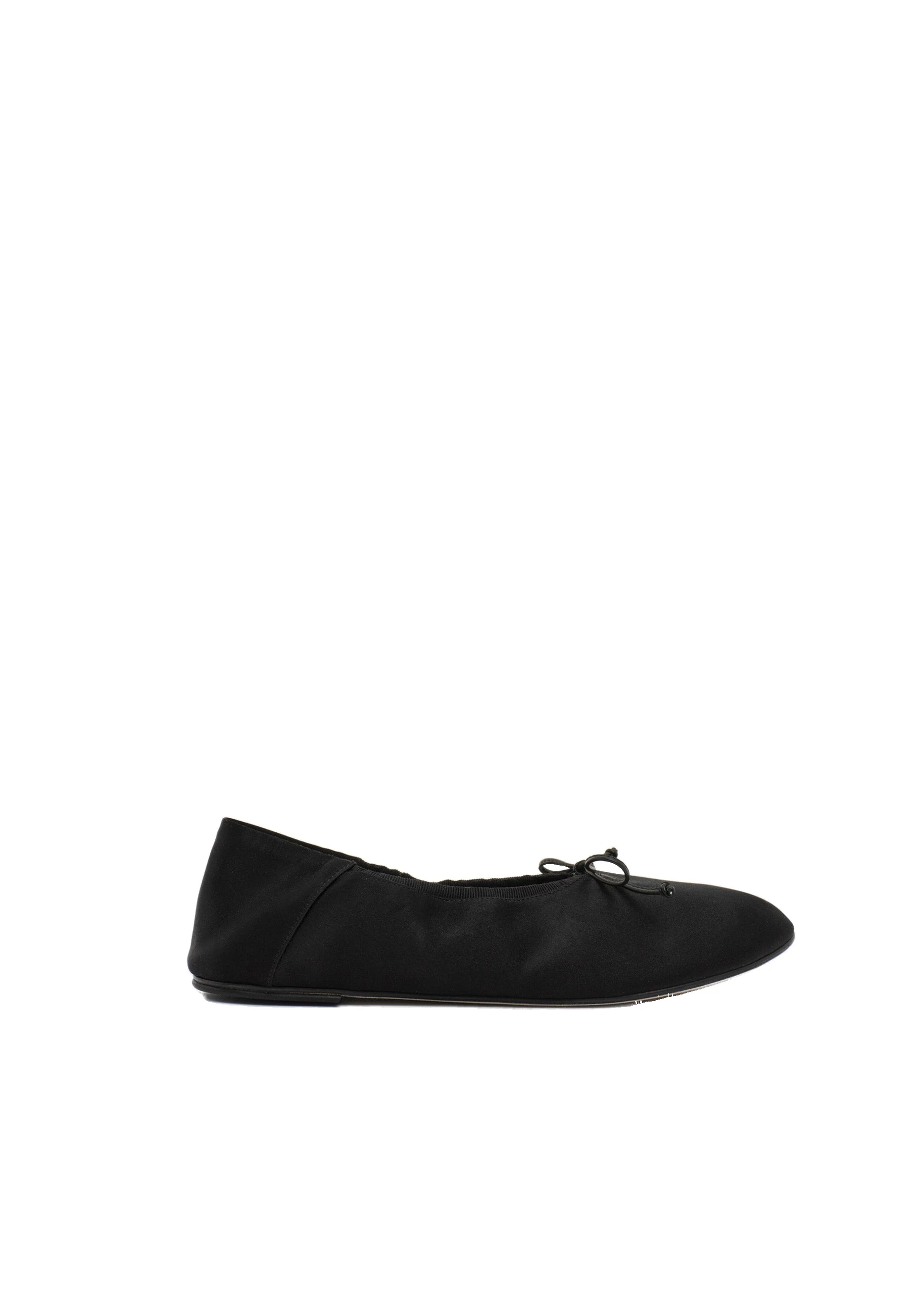 Magda Butrym Soft ballet flats in black satin | Coveti Magda Butrym Soft ballet flats in black satin