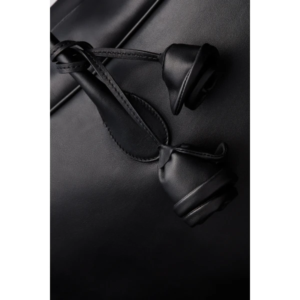 Travel Brigitte bag in black leather - Image 3