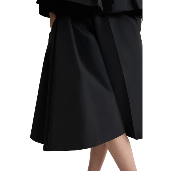 Asymmetric bermuda shorts in Black recycled faille - Image 4