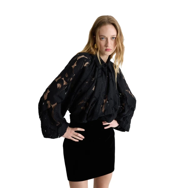 Bubble blouse in Black organic cotton blend lace - Image 4