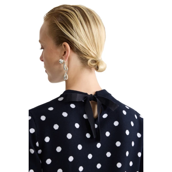 Eco-friendly cotton blend polka dot crop t-shirt in Meteorite Blue - Image 4