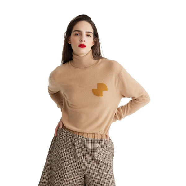JP turtleneck jumper in Biscuit sustainable wool and cashmere - Image 5