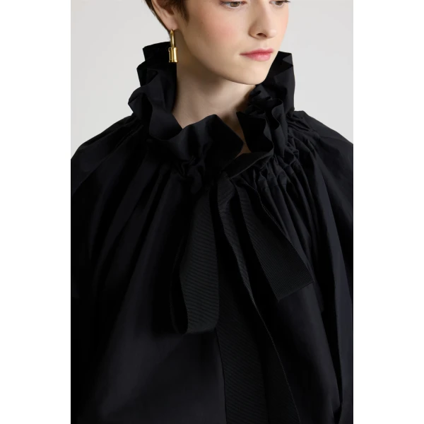 La Patou Blouse in Black organic cotton poplin - Image 4