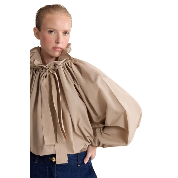 La Patou Blouse in Dune recycled faille - Image 4