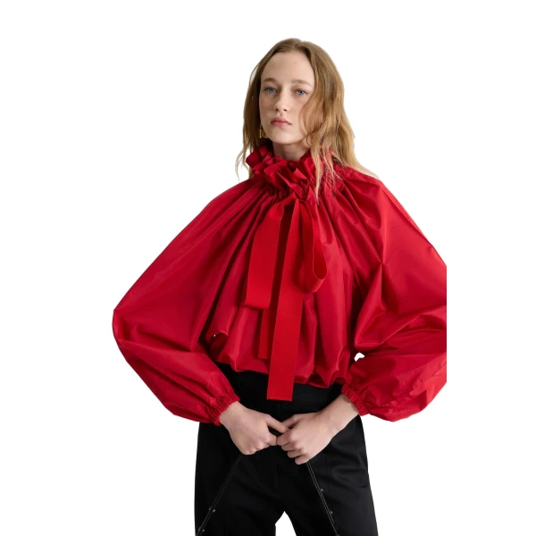 La Patou Blouse in Lipstick Red recycled faille - Image 5