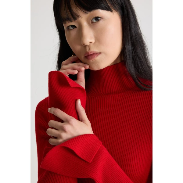 Ribbed jumper in Elixir Red wool blend - Image 4