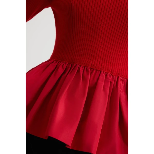 Ruffle hem ribbed jumper in Elixir Red wool and faille - Image 4