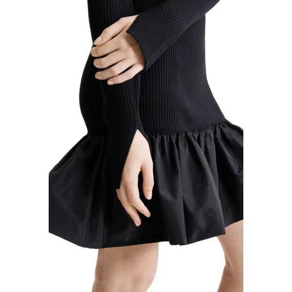 Ruffle hem ribbed mini dress in Black wool and faille - Image 4