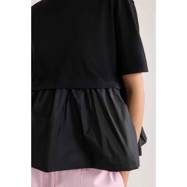 Ruffle hem t-shirt in Black organic cotton and faille - Image 4