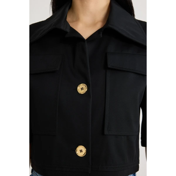 Short-sleeved cropped jacket in Black organic cotton gabardine - Image 5