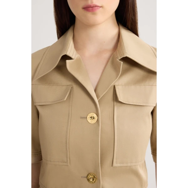 Short-sleeved organic cotton jacket in Sand - Image 4