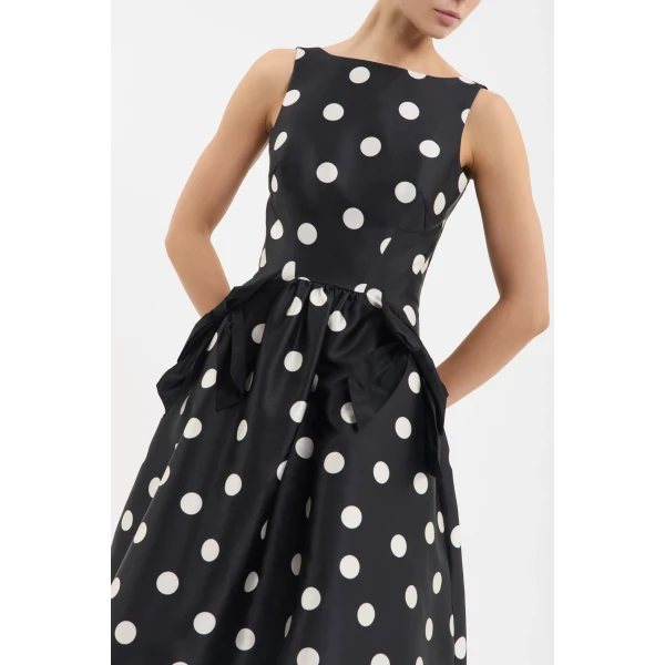 designer dresses at Coveti