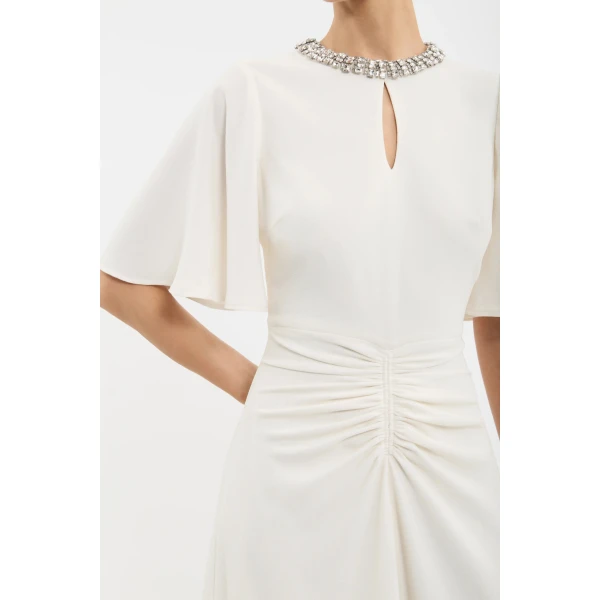 designer dresses at Coveti