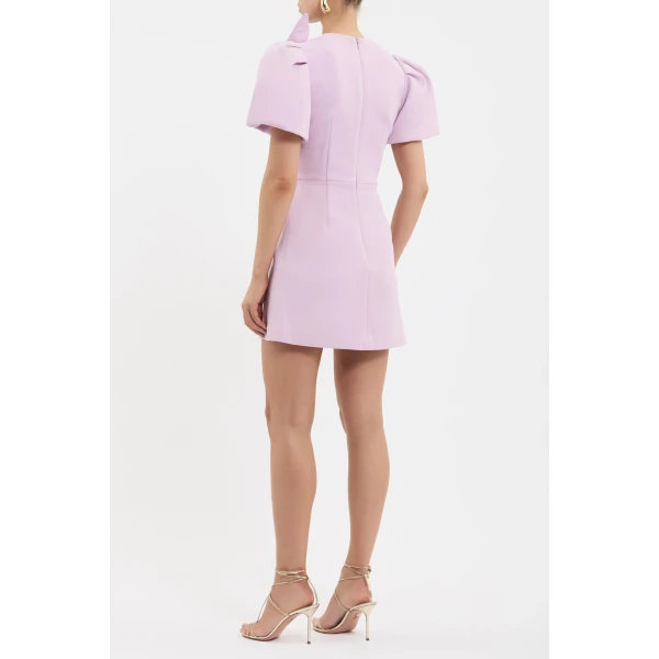 98% polyester and 2% elastane