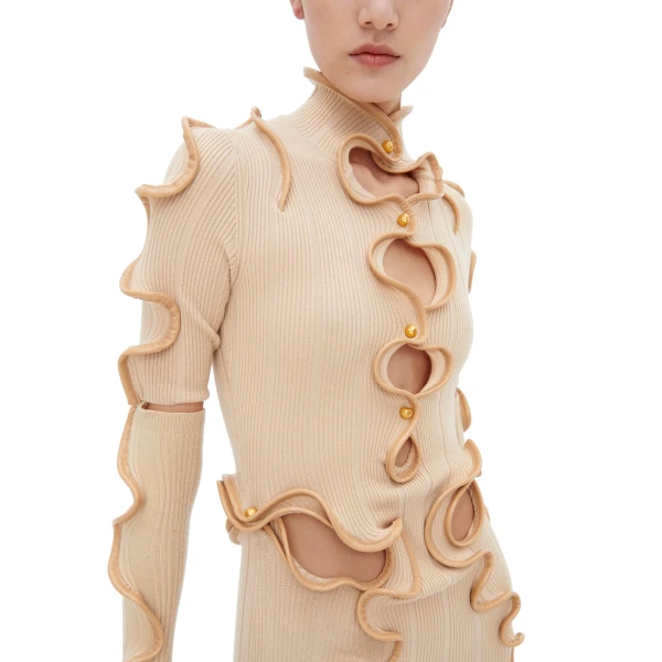 schiaparelli ruffled gloves