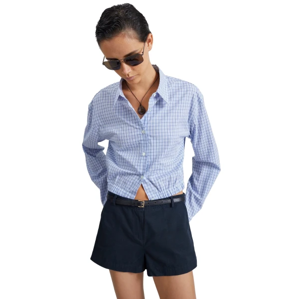 navy shorts