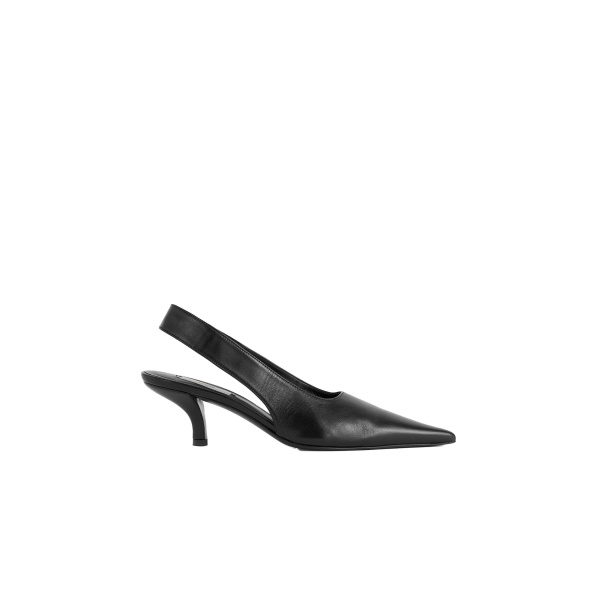 Toteme Classic leather slingbacks in Black