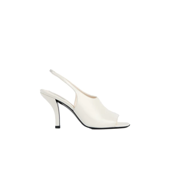 Toteme Contour naplack slingbacks in Off-white