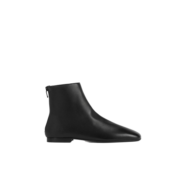 Toteme Contour nappa boots in Black
