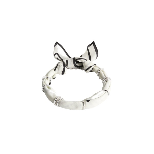 Toteme Fine silk scarf collar in Ecru / Black / Silver