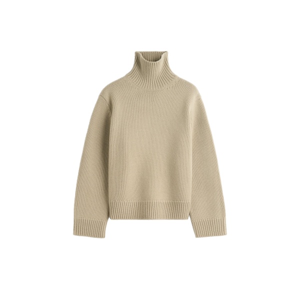 Toteme Oversized lambswool turtleneck in Sage