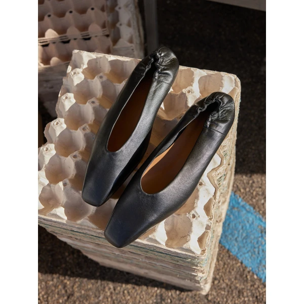 Black ATP Atelier ballet flats
