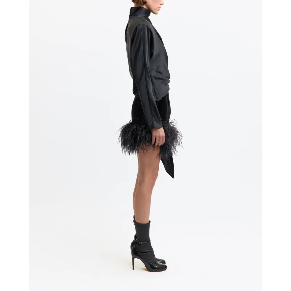 16 Arlington Black skirt