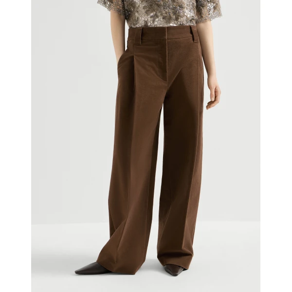 Loose sartorial trousers