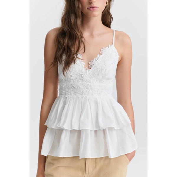 Aje Avena Lace Cami in Ivory | Tops | Coveti