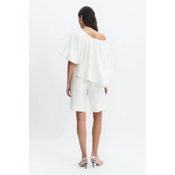 Aje Corine Relaxed Top in White | Tops | Coveti