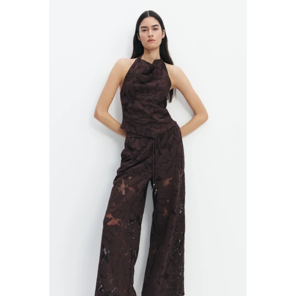 Aje Izzy Relaxed Pant in Chocolate | Pants | Coveti