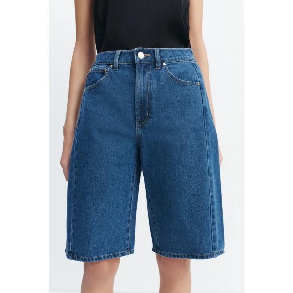 Aje Kendall Barrel Short in Coastal Wash | Shorts | Coveti
