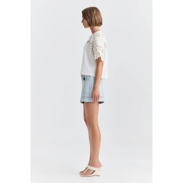 Aje Petalie Cropped Tee in Ivory | T-shirts | Coveti